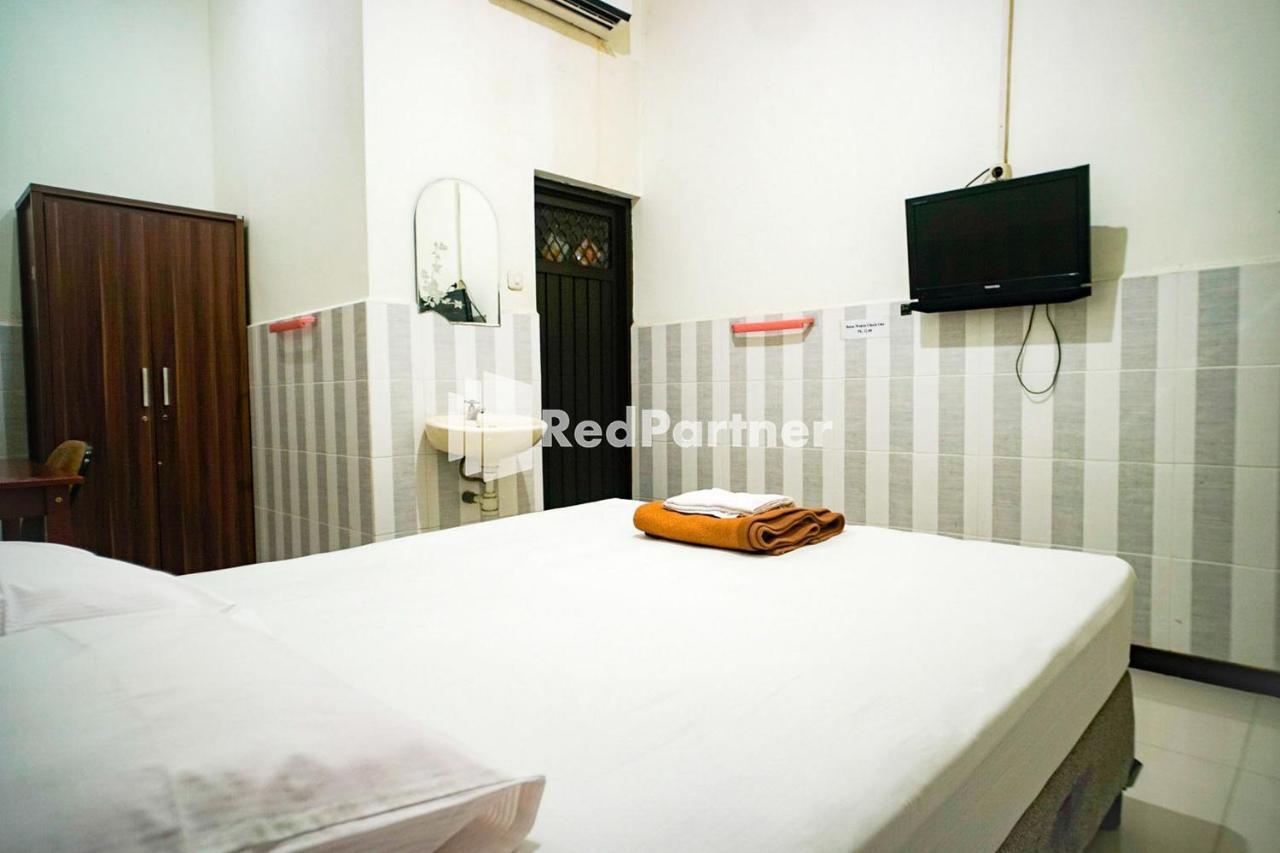 Hoki Homestay Redpartner Surabaya Exterior foto